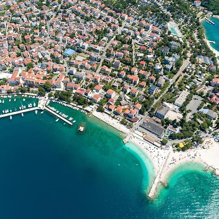 Apartments With A Parking Space Selce, Crikvenica - 5531 Exteriör bild