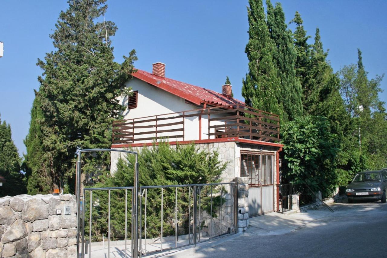 Apartments With A Parking Space Selce, Crikvenica - 5531 Exteriör bild
